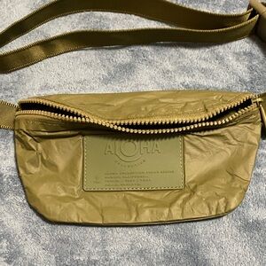 ALOHA Collection Hip Pack
